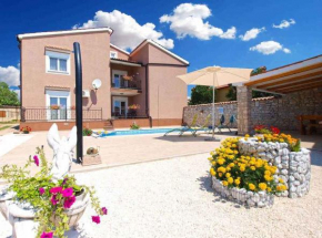 Hotels in Hreljići